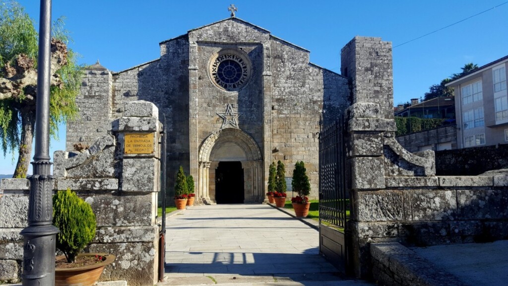 Kerk in Baiona. 