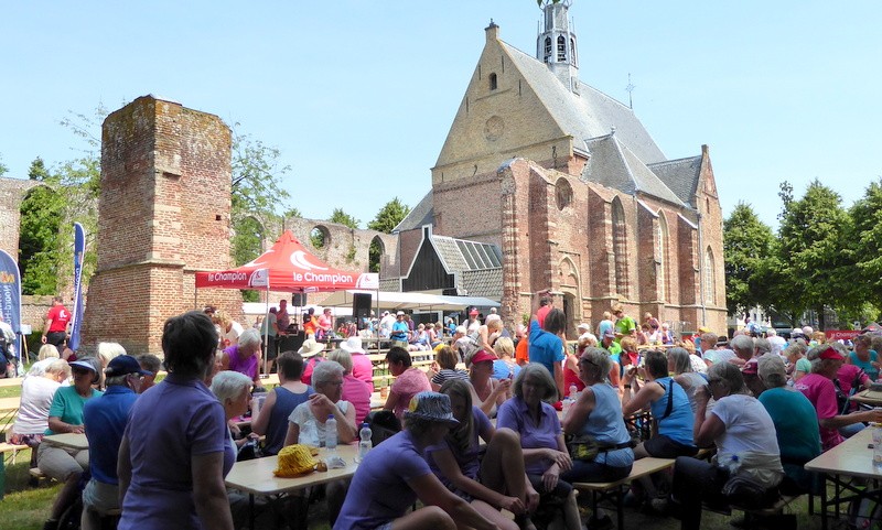 Ruinekerk Bergen, Wandelvierdaagse Alkmaar