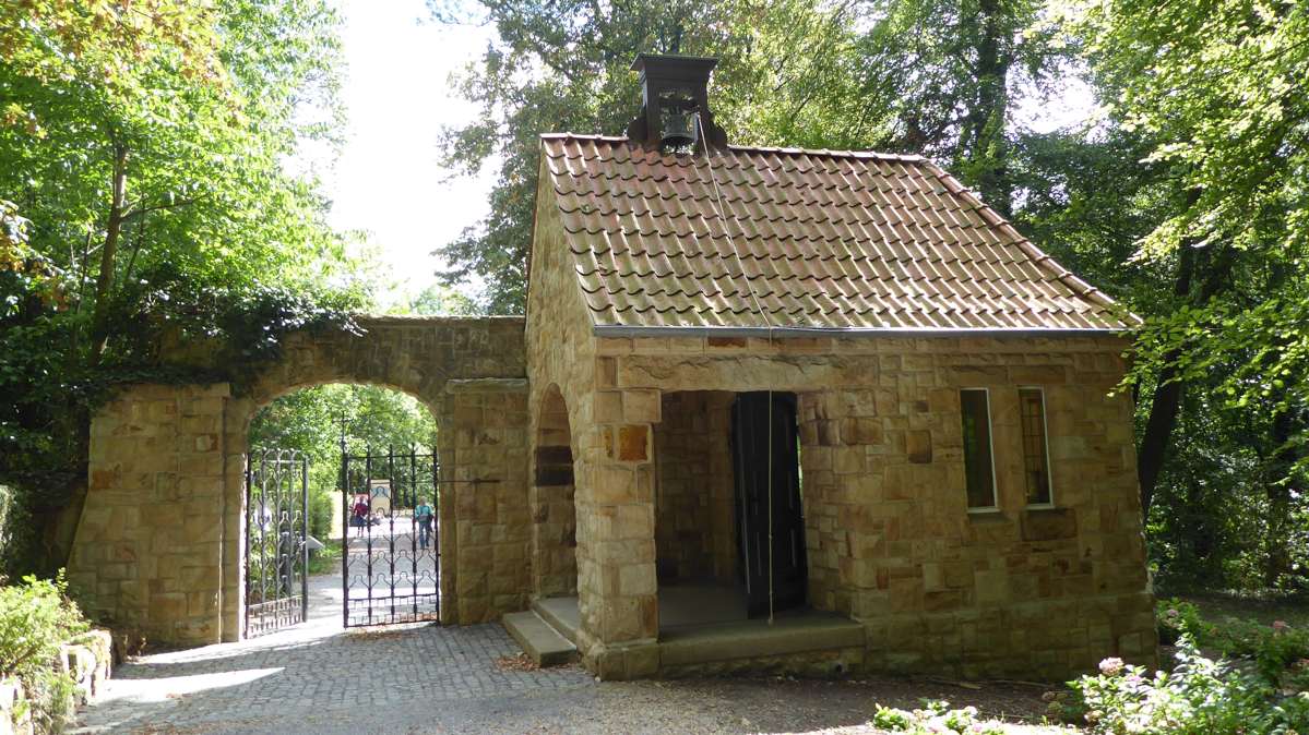 Canyon Blick & Canyon Tour - friedhofskapelle