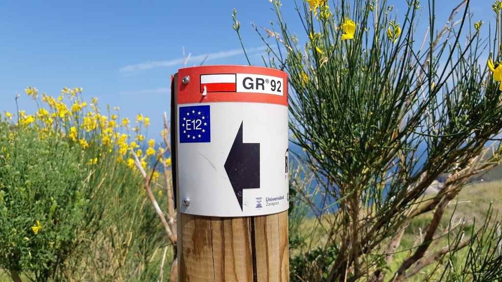 Routepaal GR92 - wandelen langs de Catalaanse Kust