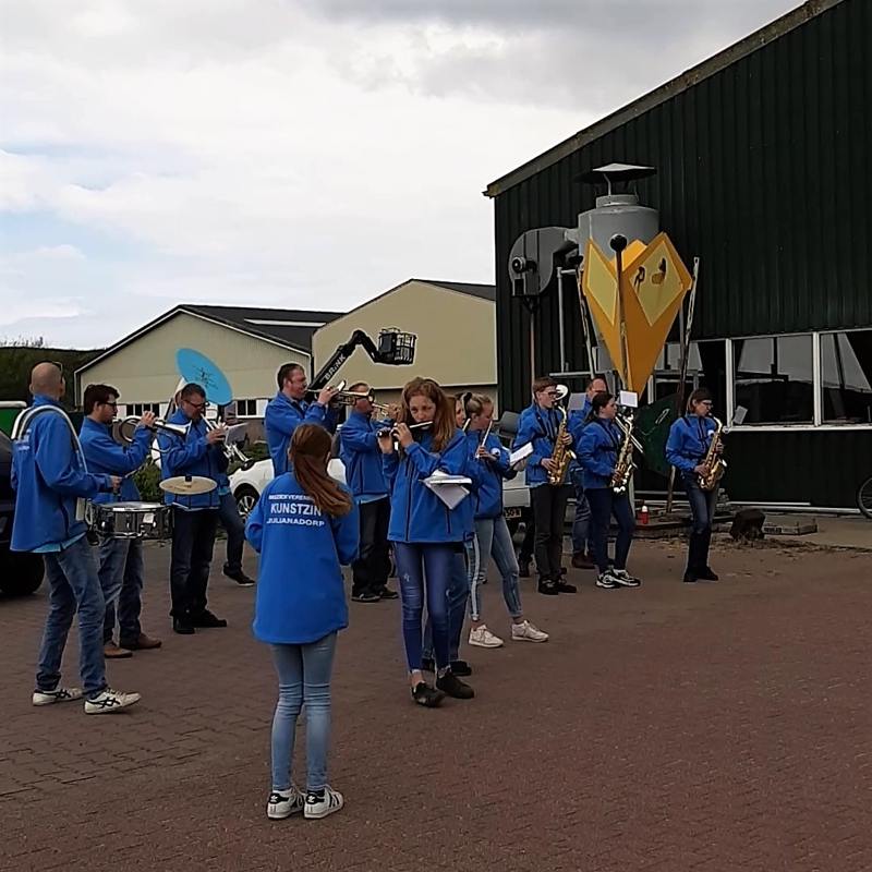 wandeltocht van Kleurrijk Julianadorp 2019 - fanfare