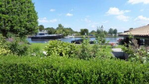 Noord-Hollandpad etappe 15: wandelen van Abcoude tot ’s Gravenland - langs de Vecht wandelen