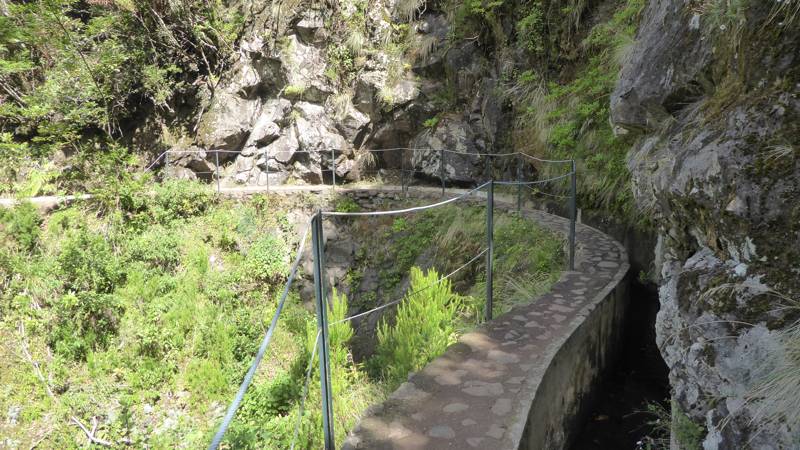 Wandelen op Madeira langs Levada do Furado