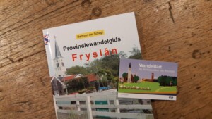 cover provinciewandelgids Fryslan