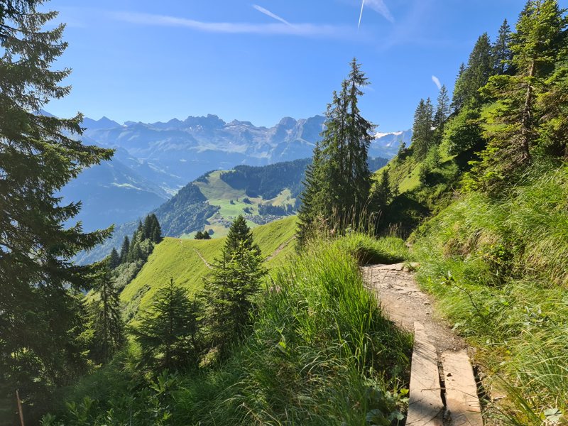 de Nidwaldner Höhweg. Tell-Trail