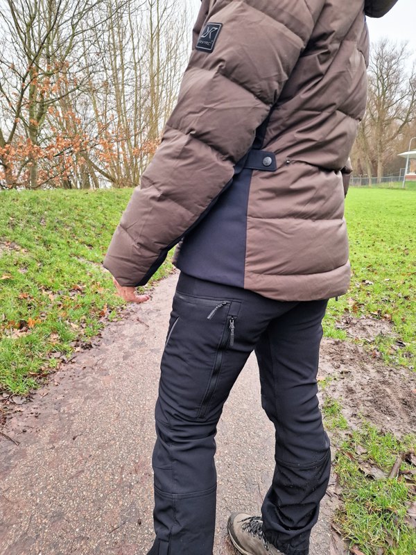 review Igloo Jacket RevolutionRace