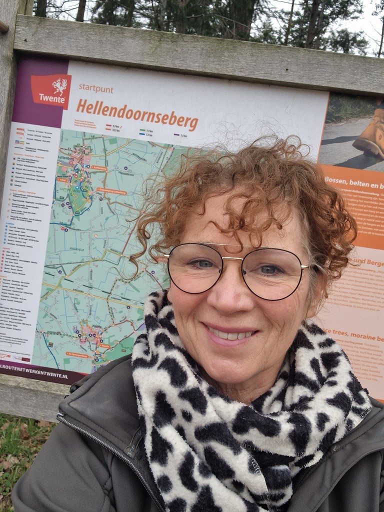 selfie wandelvrouw bij Hellendoornse berg