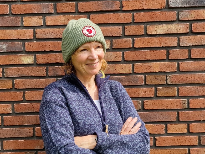 Fjällräven snow cardigan en 1960 logo hat