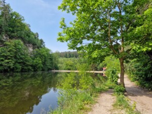 Het gouden pad door Boheems Paradijs