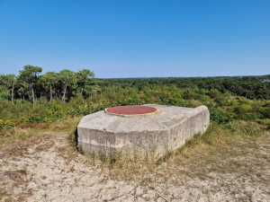 Een bunker op de bunkerroute Terschelling