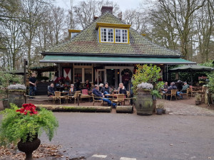 Boshuis venkraai in de Oisterwijkse Bossen en Vennen