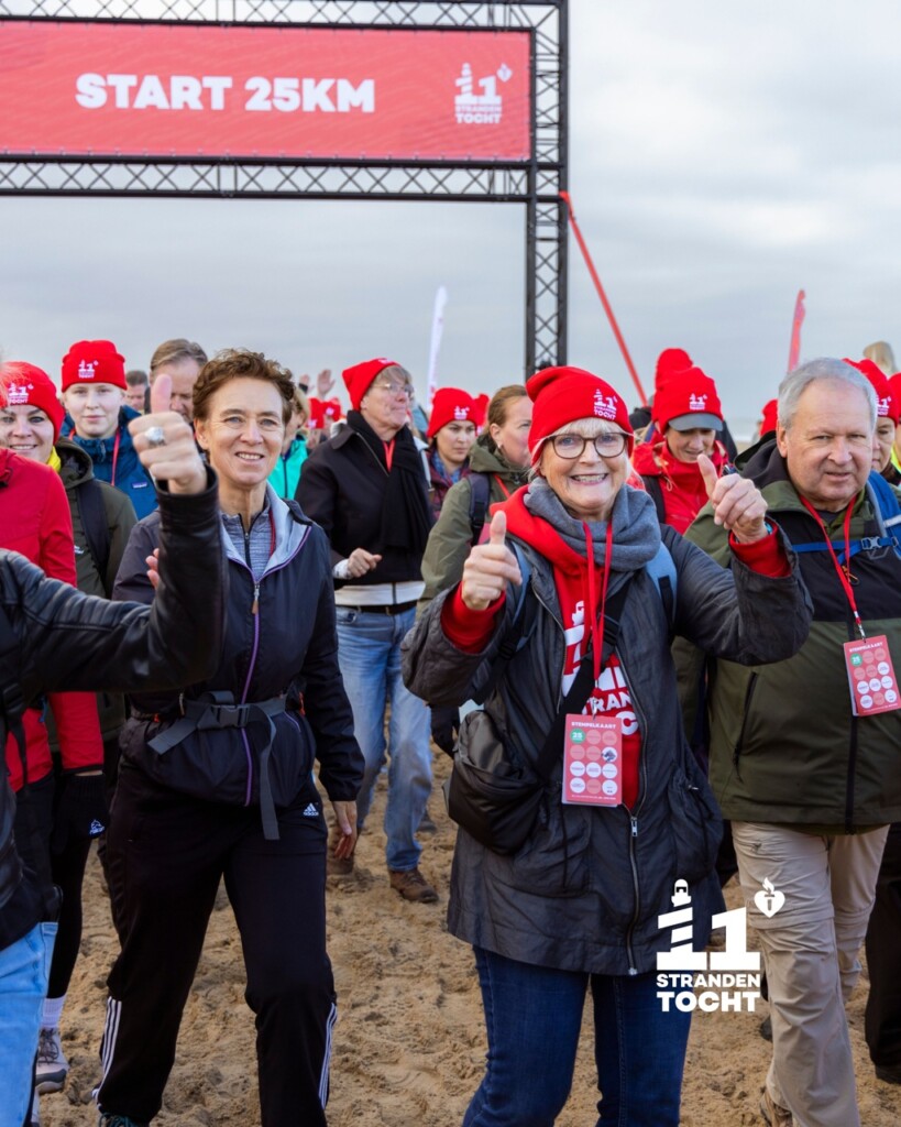I5j6f3JBG5QFEgAEJkKox0LlA 11strandentocht hartstichting