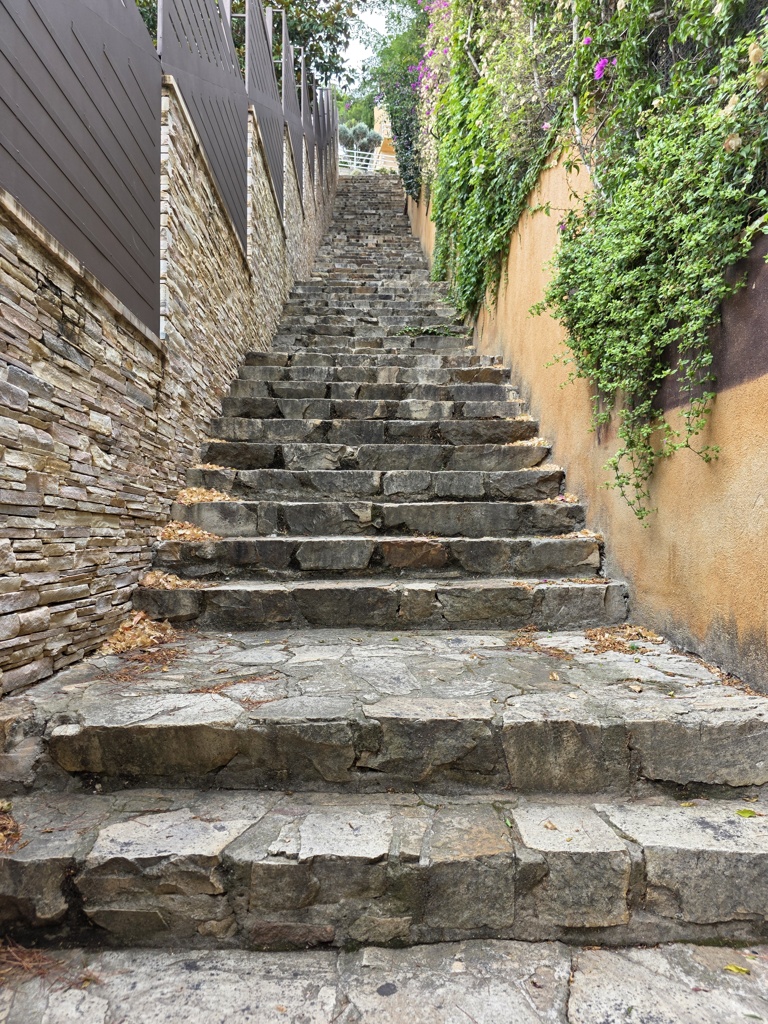 20250909_151346 Trappen naar Blanes