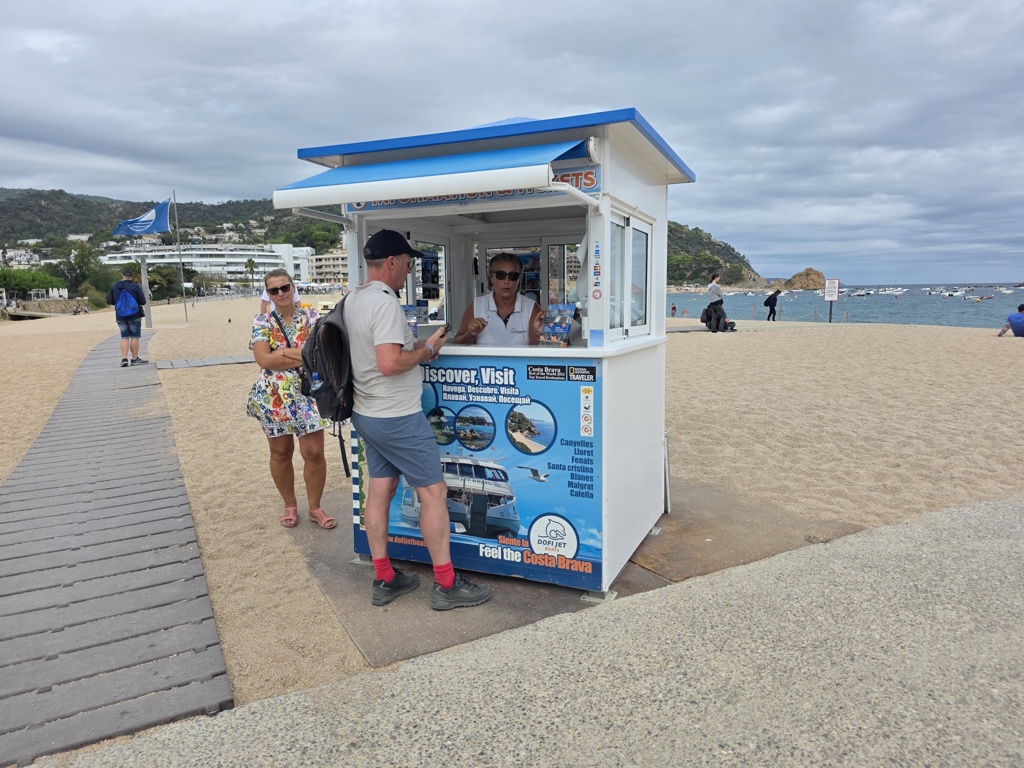 kaartverkoop boot Costa Brava