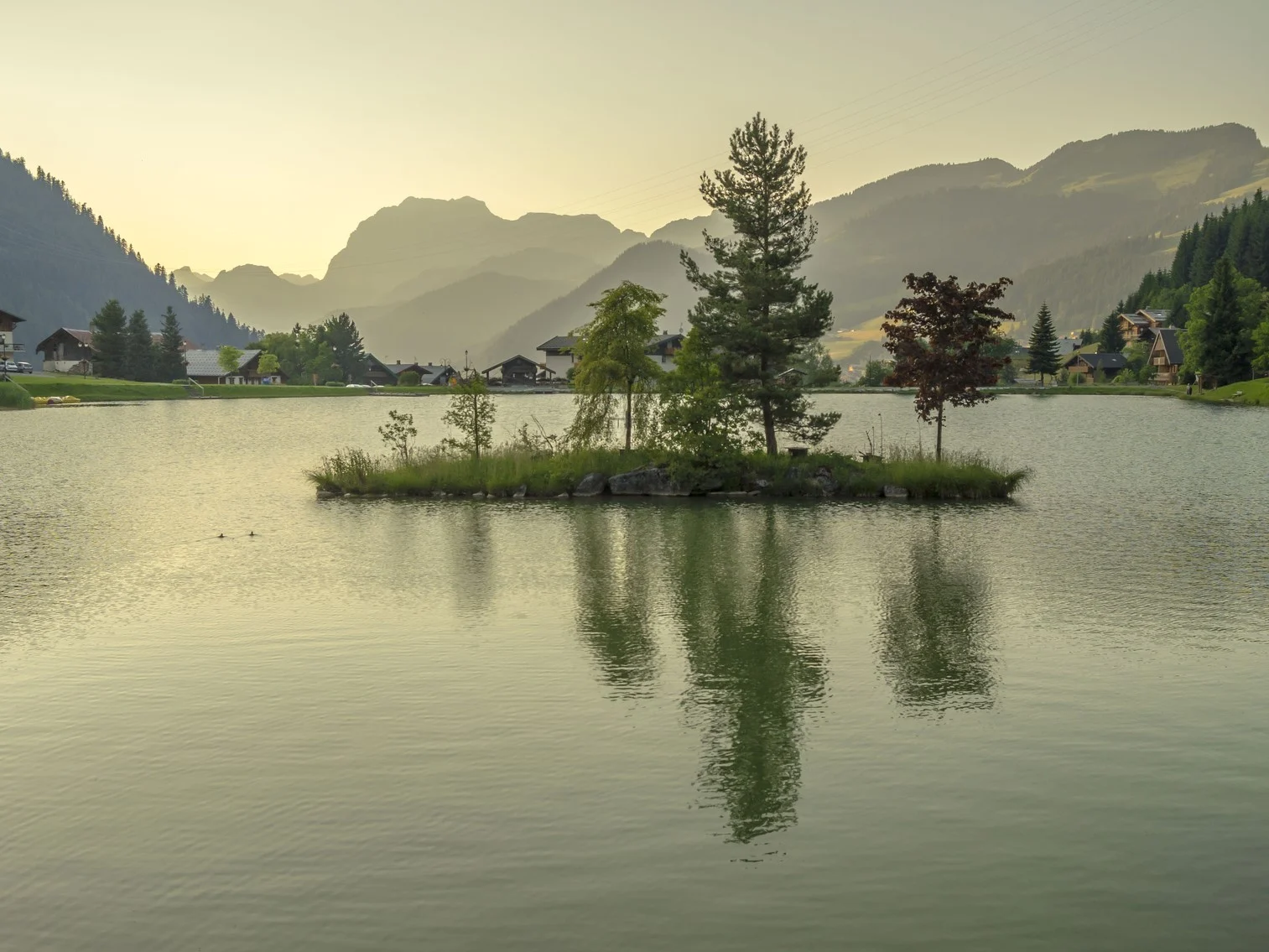 Chatel - zomeravond - meer - Porte du Soleil