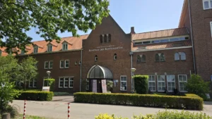 conferentiehotel Kontakt der Kontinenten - semenariegebouw