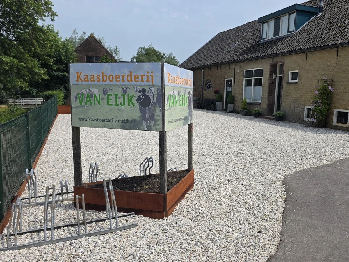 kaasmakerij en boerderijwinkel Van Eijk in Vlist